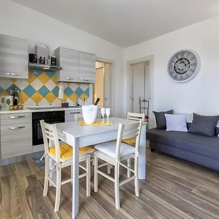 וילה Residenza La Collina Vista Mare Con Piscina A 2Km Dalla Spiaggia Di Mugoni