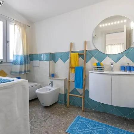Residenza La Collina Vista Mare Con Piscina A 2Km Dalla Spiaggia Di Mugoni 알게로