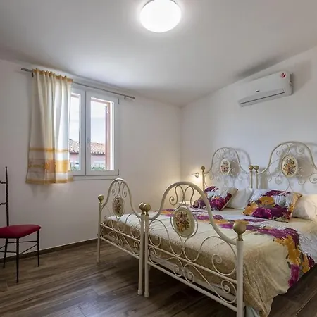 Residenza La Collina Vista Mare Con Piscina A 2Km Dalla Spiaggia Di Mugoni 알게로