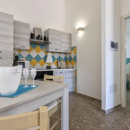 Residenza La Collina Vista Mare Con Piscina A 2Km Dalla Spiaggia Di Mugoni 빌라 알게로